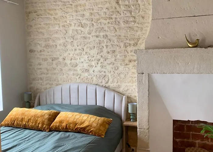 Maisonnette De Charme - Piscine Interieure Privee Chauffee En Option Σπίτι διακοπών