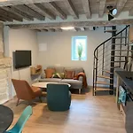 Maisonnette De Charme - Piscine Interieure Privee Chauffee En Option 펜션 *