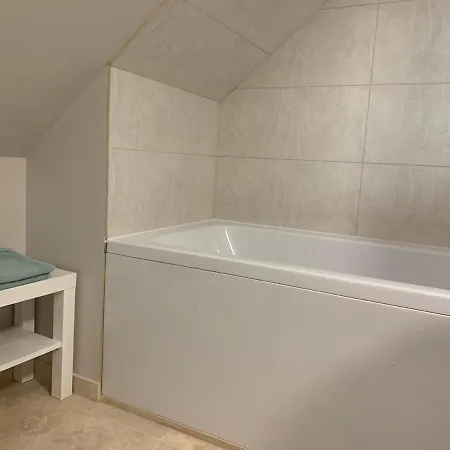 Maisonnette De Charme - Piscine Interieure Privee Chauffee En Option *